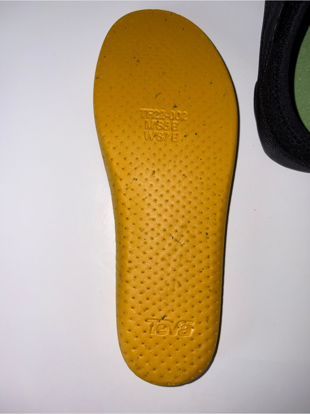 Teva ReEmber Moc Black Slip On Shoes Men’s 6 Women’s 8 Quilted - Picture 5 of 8